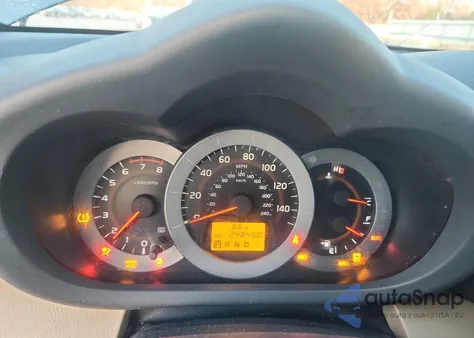 2010 Toyota Rav4 Limited z USA, uszkodzony, nr VIN JTMDK4DV9A5096658